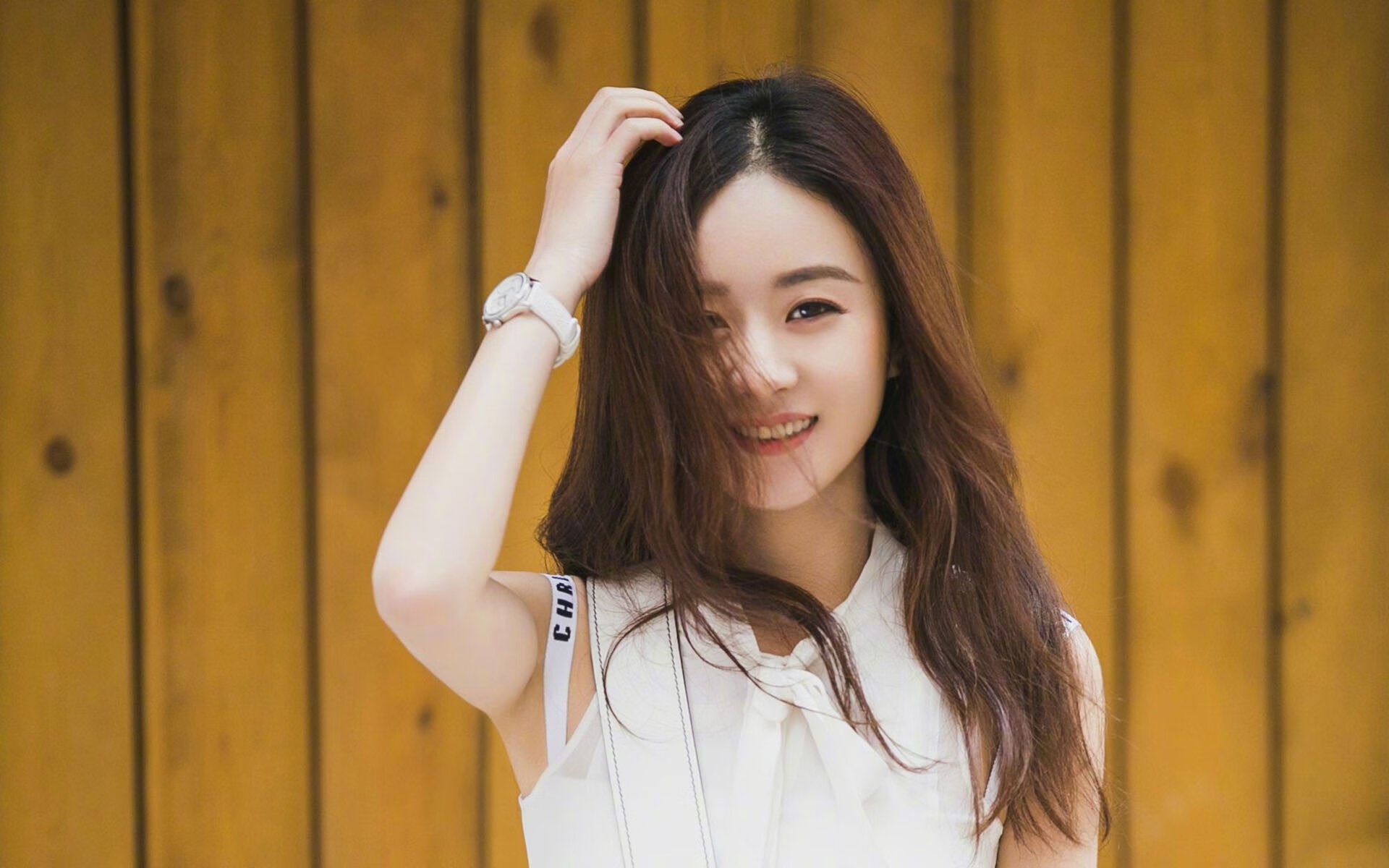 荷兰女足在预选赛中表现不佳，未能晋级巴黎，荷兰女足首发阵容