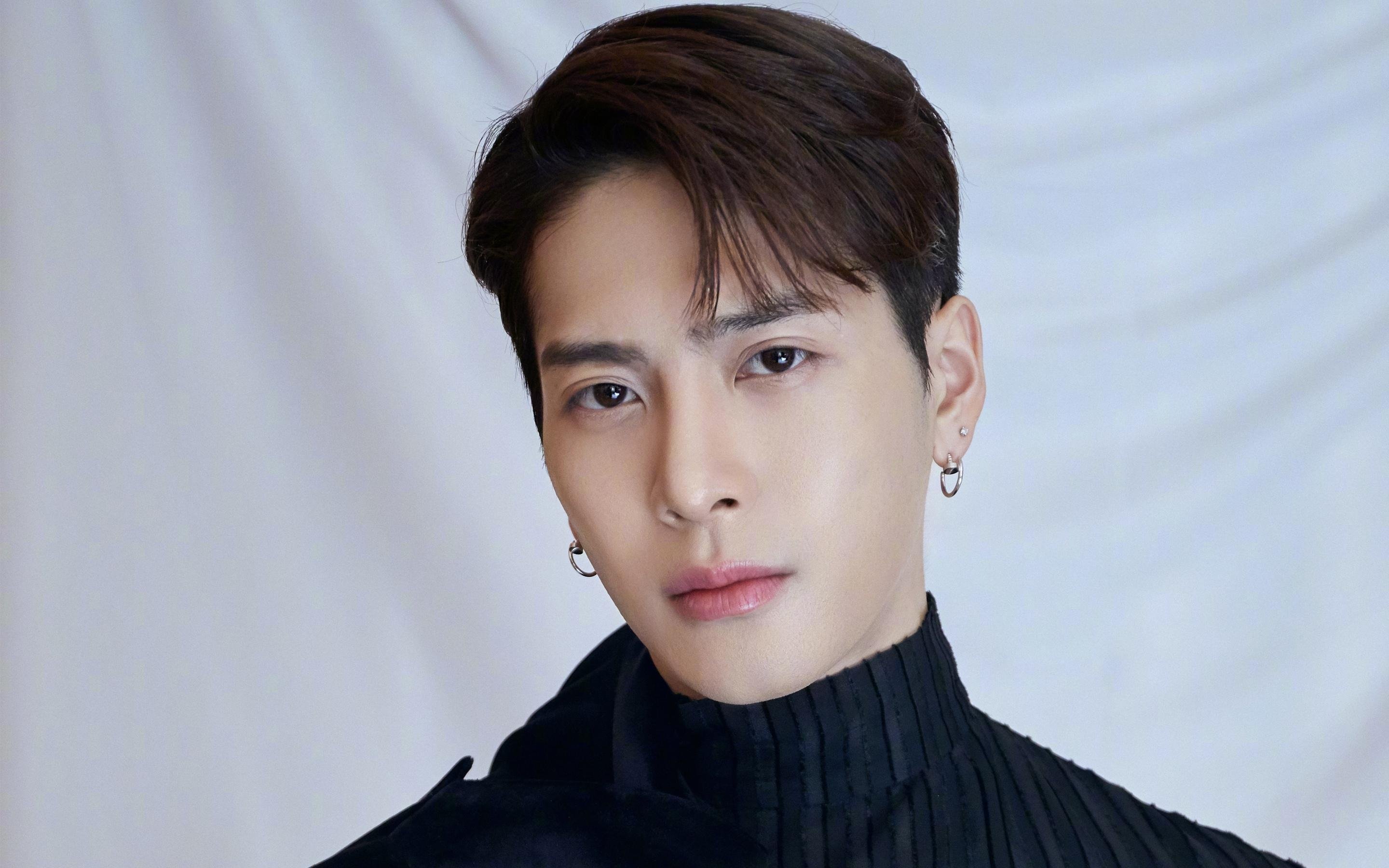 冬奥冠军助阵青少年滑雪训练营，2020冬季青年奥运会滑雪